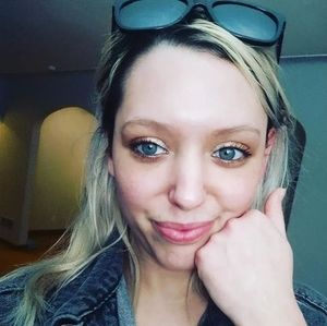 Meet your Posher, Alyssa